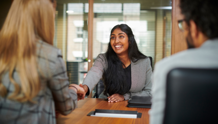 recruiting for finance jobs